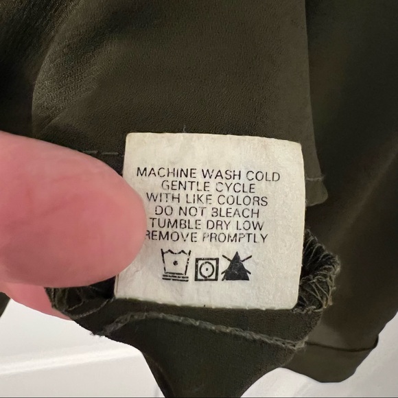 Three Eighty Two Army Green Blouse with Bow Size XS - Picture 10 of 11